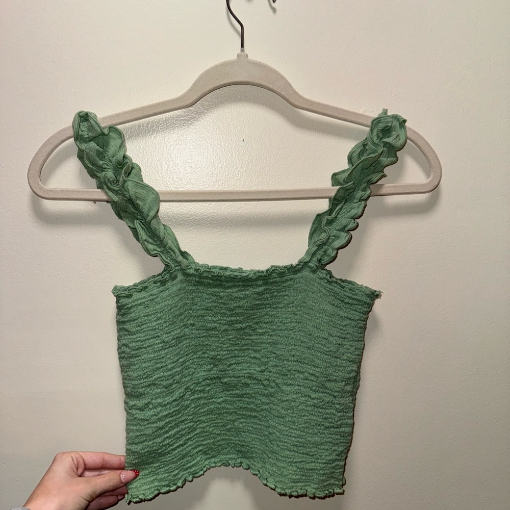 Aerie Jungle Thrills Green Smocked Crop Tank Lettuce Trim - Picture 2 of 6